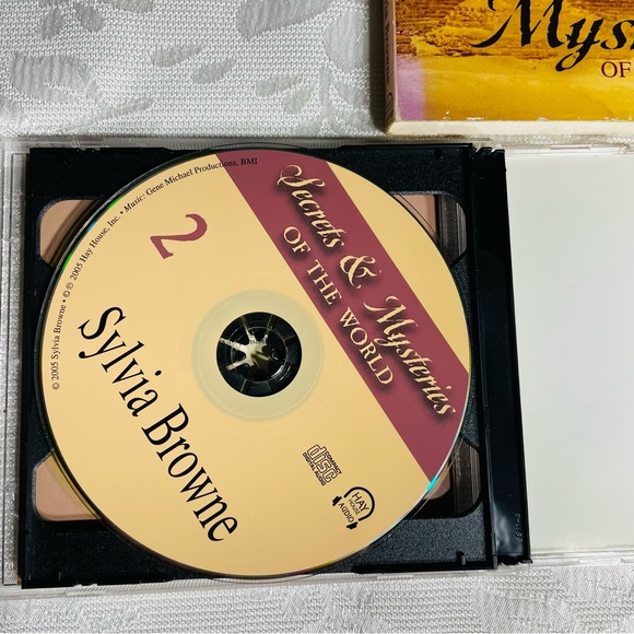 Sylvia Browne 2 cd Secrets and Mysteries of the World Book audiobook - Picture 4 of 8